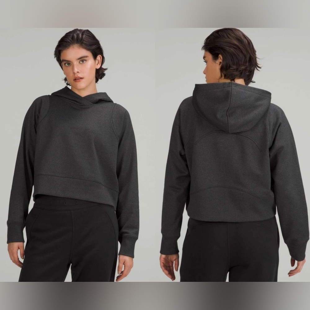 Lululemon Loungeful Cropped Hoodie *Spark in Black - Size 0